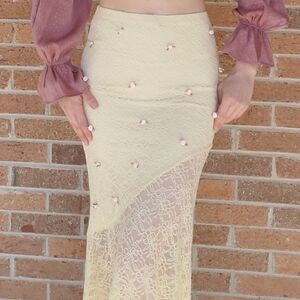 Light Yellow Lace Wiggle Skirt